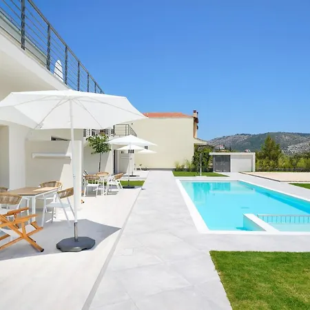 Filoxenia Luxury *
