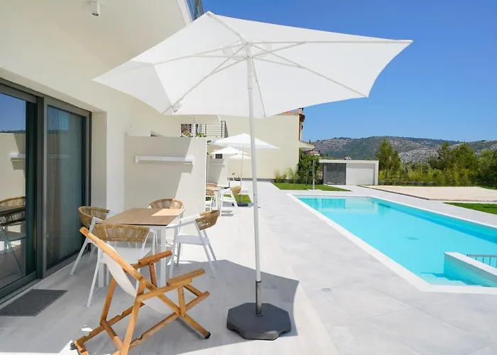 Apartament Filoxenia Luxury Potos